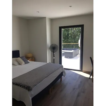 Gorgeous Mansion For 6 In