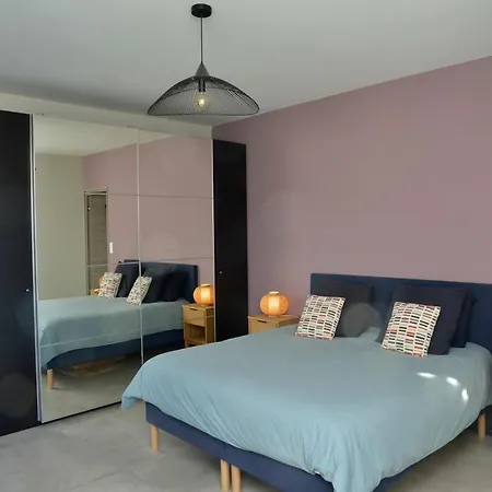 Tatil Evi Gorgeous Mansion For 6 In Barjac (Gard)