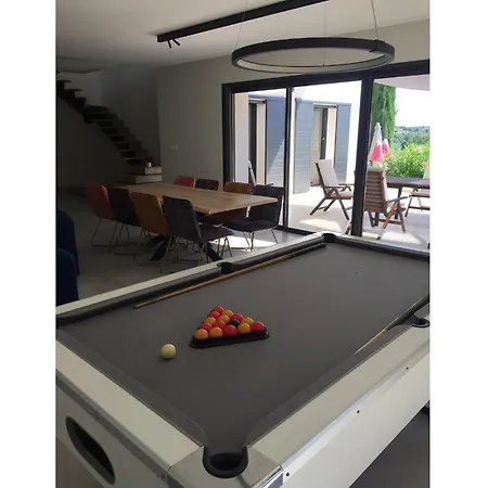 Gorgeous Mansion For 6 In Nyaraló *